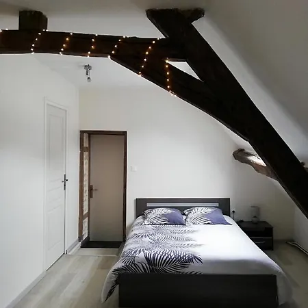 Appartement Au Pied Du Circuit De Magny-Cours Exterior photo